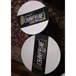 Hat box- small- 15in x 9in